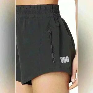 UGG Women's Gracelynn Short